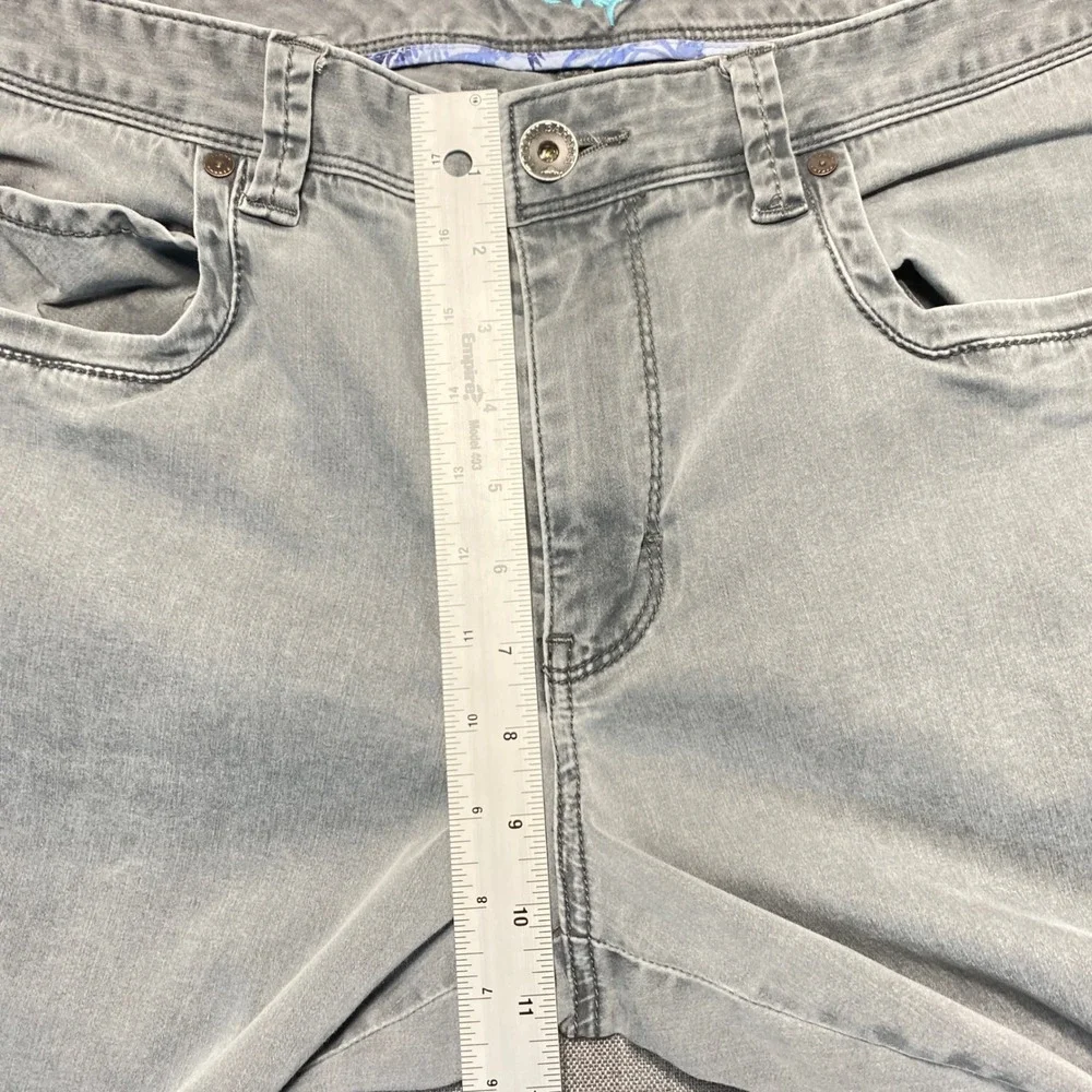 Tommy Bahama Mens Gray Straight Leg Jeans 35x30 Casual Five Pocket Pants